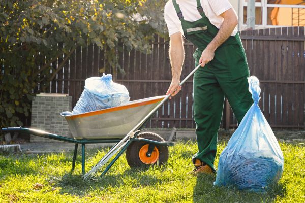 Yard Cleaning in Kaysville