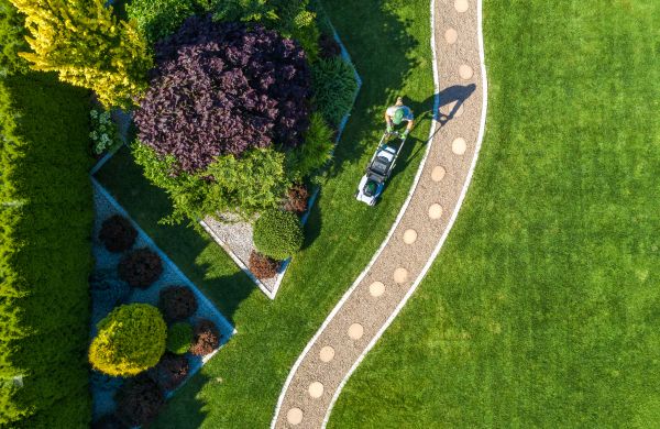 Cost of Mowing And Landscaping in Kaysville