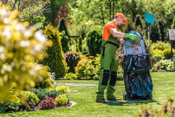 Cost of Lawn Cleaning Service in Kaysville