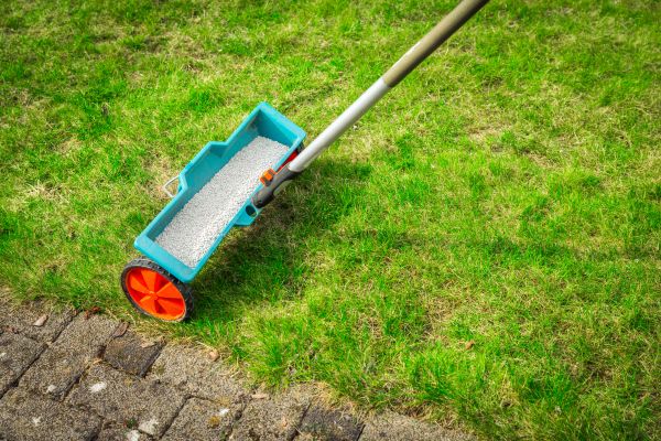 Commercial Lawn Treatment in Kaysville