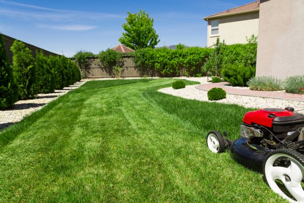 Residential Lawn Mowing in Kaysville